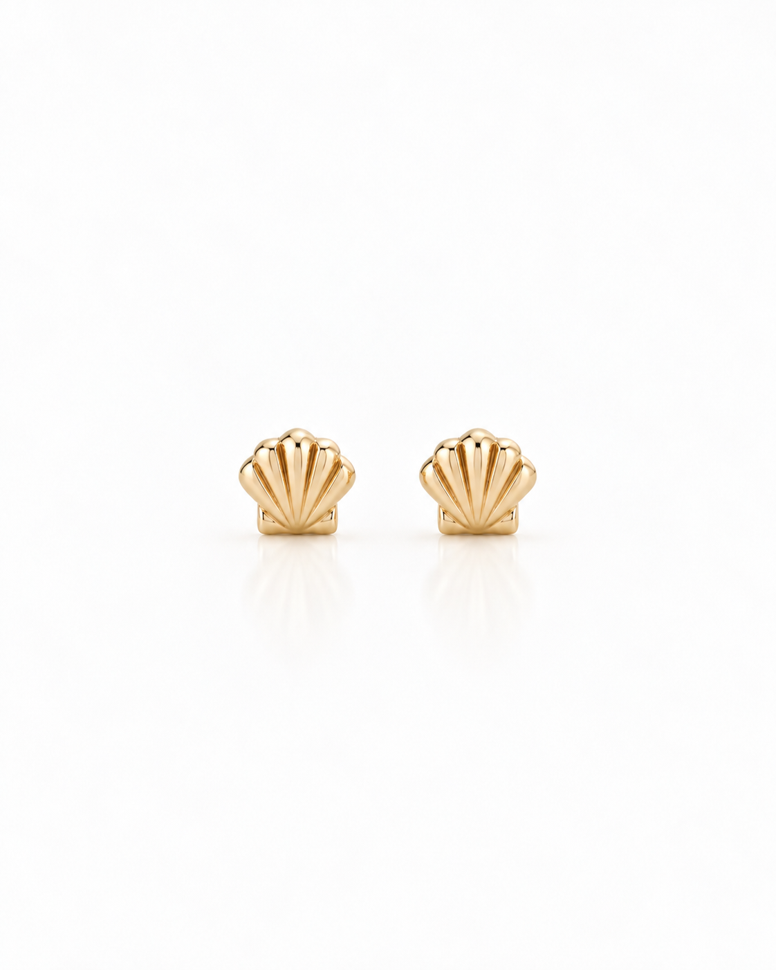 Petite Scallop Shell Stud Earrings